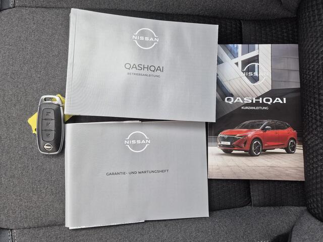 Nissan QASHQAI 1.3 MHEV Xtronic N-Connecta Automaat / Fabrieksgarantie tot 03-2028<100.000 / All season banden / 1.800 kg trekgewicht / Panorama dak / Elektrische klep / Head Up Display / Camera 360° / Cold pack & Pack Easy / Stuur-, stoel- en voorruitverwarming / App