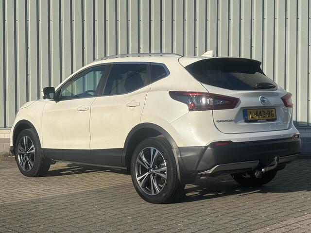 Nissan QASHQAI 1.3 DIG-T Tekna / Dealer Onderhouden / Trekhaak 1500 KG / Half Lederen Bekleding / Navigatie / Stoelverwarming / 360 Graden Camera / Adaptive Cruise Control / Climate Control / Apple CarPlay/Android Auto / Elektrische Stoelverstelling /