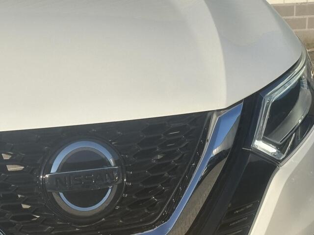 Nissan QASHQAI 1.3 DIG-T Tekna / Dealer Onderhouden / Trekhaak 1500 KG / Half Lederen Bekleding / Navigatie / Stoelverwarming / 360 Graden Camera / Adaptive Cruise Control / Climate Control / Apple CarPlay/Android Auto / Elektrische Stoelverstelling /