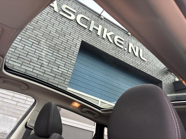 Nissan QASHQAI 1.2 N- connecta 18", panodak, trekhaak