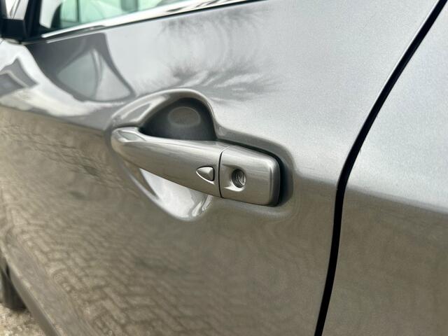 Nissan QASHQAI 1.2 N-Connecta Navi Camera Pano Keyless