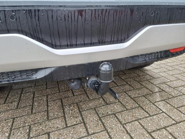 Nissan QASHQAI 1.3 MHEV N-Connecta | Trekhaak | Panoramadak | Elektrische Achterklep |