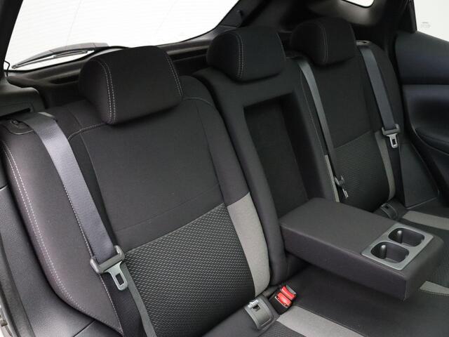 Nissan QASHQAI 158pk DIG-T N-Connecta | Panoramadak | Rondomzicht Camera | Trekhaak |