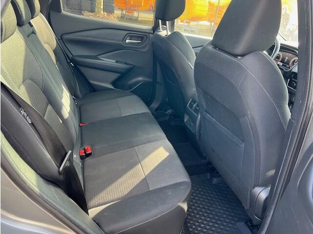 Nissan QASHQAI 1.3 MHEV 104kw Business Access klima camera