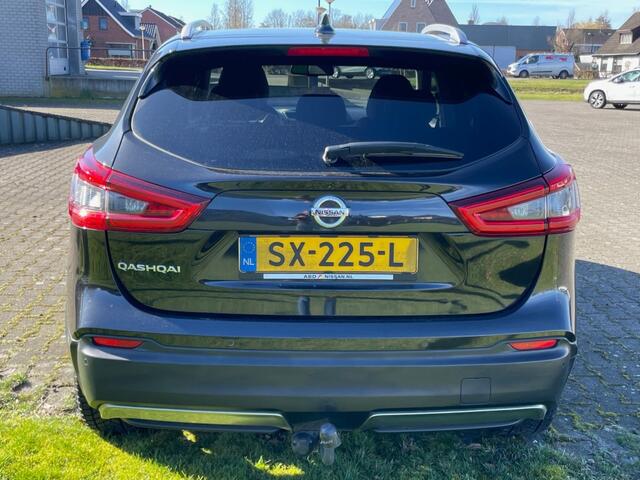 Nissan QASHQAI Tekna +Automaat/Navi/ECC/Trekhaak/Cruise/Panorama/LM/Leer/camera/PDC