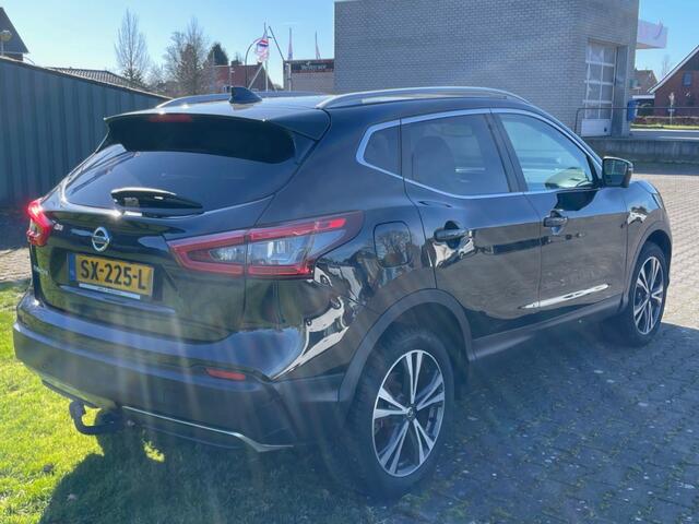 Nissan QASHQAI Tekna +Automaat/Navi/ECC/Trekhaak/Cruise/Panorama/LM/Leer/camera/PDC