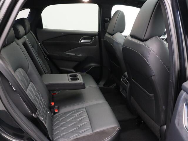 Nissan QASHQAI 1.3 MHEV Xtronic Tekna Plus | Panorma dak | Lederen bekleding | BOSE audio | Rondomzicht camera | Sfeerverlichting | Pilot Assist | 1800KG trekgewicht! |