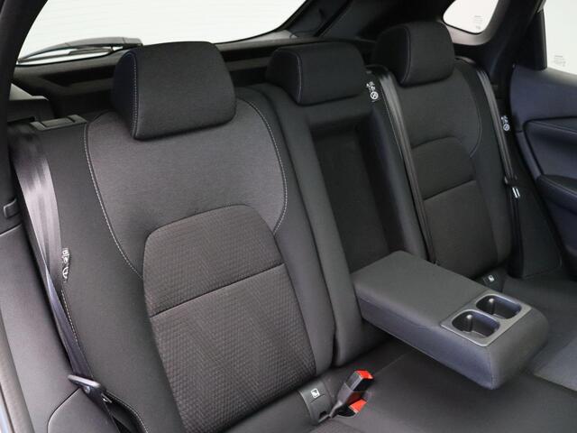 Nissan QASHQAI 1.3 MHEV Xtronic N-Connecta | Panoramadak | Dodehoek detectie | Rondomzicht camera | Climate control | Trekhaak 1800kg trekgewicht | Apple carplay/Andoid auto |