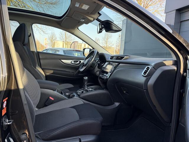 Nissan QASHQAI 1.2 N-Connecta 360° Camera,Pano,Navi,Keyless,6 Bak,Clima,Cruise,Pdc V+A,116pk,2e Eigenaar,Apk tot 10-2026