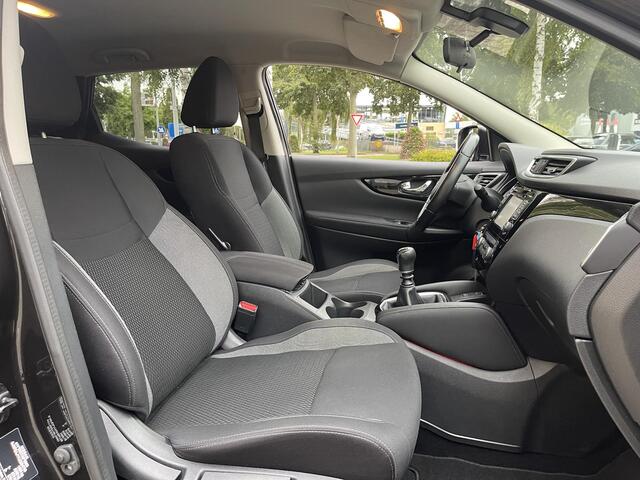 Nissan QASHQAI 1.2 Acenta Connect Pack + Trekhaak!