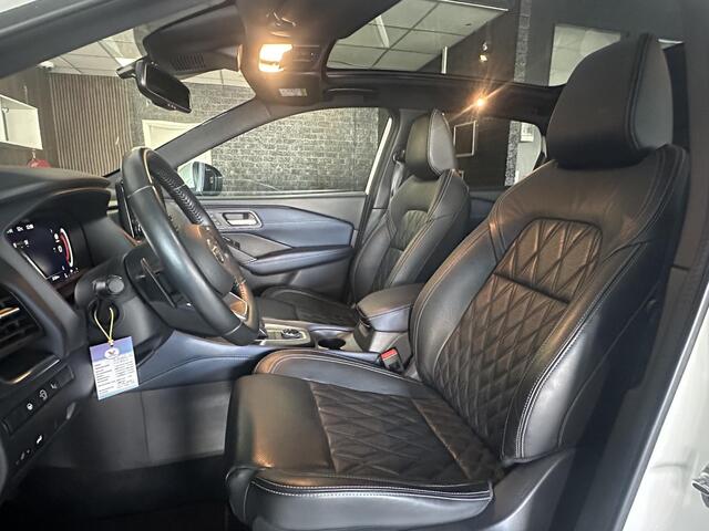 Nissan QASHQAI 1.3 MHEV Xtronic Tekna | Panoramadak | Sfeerverlichting | Carplay | 360 Camera | Head-up display | Stoelverwarming | Navi | Leder Bekleding |