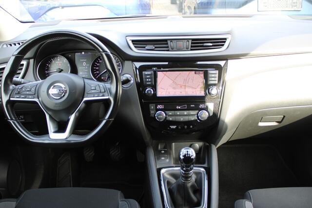 Nissan QASHQAI 1.3 DIG-T N-Connecta | Trekhaak | Panoramadak | Navigatie | 360 camera | Origin NL