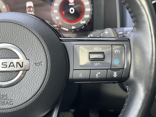 Nissan QASHQAI 1.3 MHEV Xtronic Tekna / Pro Pilot / Panorama Dak / AppleCarplay & AndroidAuto / Head-up Display / 360" Camera / Parkeersensoren Voor + Achter / 19" Lichtmetalen Velgen / Stoel en stuurverw. /