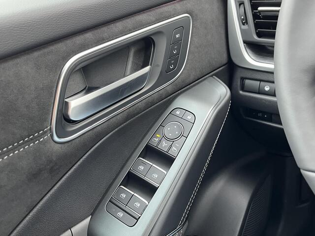 Nissan QASHQAI 1.5 e-Power Tekna Plus / uit voorraad leverbaar / panoramadak / luxe lederen bekleding / lichtmetalen velgen 20" /