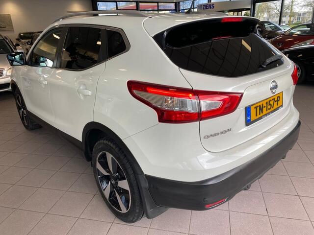 Nissan QASHQAI 1.2 Tekna PANO Achteruit rij cam BJ 2017 !!!