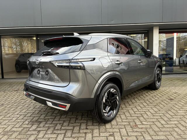 Nissan QASHQAI 1.3 MHEV Xtronic N-Connecta Nieuw uit voorraad leverbaar | Automaat | Draadloze telefoonlader | Panoramadak | Parkeersensoren voor- en achter | Climate Control | Fabrieksgarantie