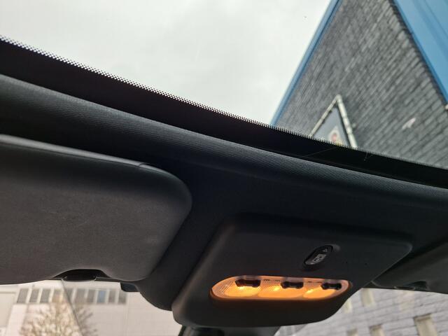 Nissan QASHQAI 1.3 DIG-T Tekna + DYNAMIC PACK Trekhaak Automaat RIJKLAAR