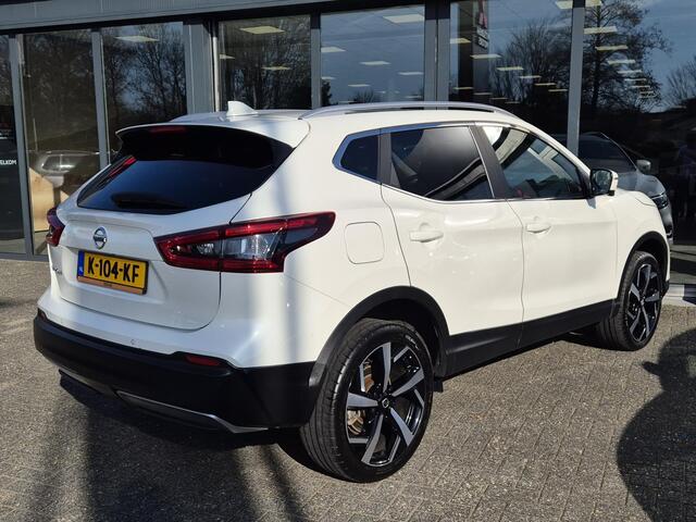 Nissan QASHQAI 1.3 DIG-T Tekna | Navigatie | Panoramadak |