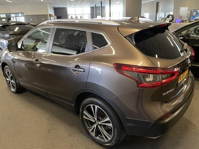 Nissan QASHQAI 1.3 DIG-T N-Connecta PANORAMADAK-NAVIGATIE-KOPLAMPEN ADAPTIEF-ACHTERUITRIJCAMERA