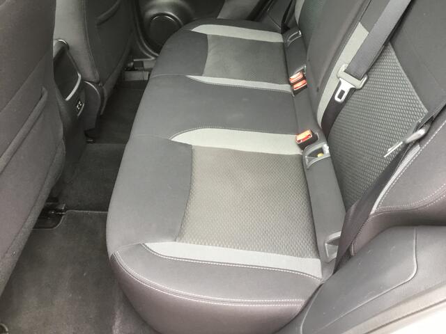 Nissan QASHQAI 1.3 DIG-T N-Connecta + Design Pack