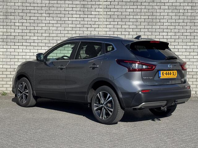 Nissan QASHQAI 1.3 DIG-T Design Edition | Dealer Onderhouden | Panoramadak | Trekhaak | All Season Banden |