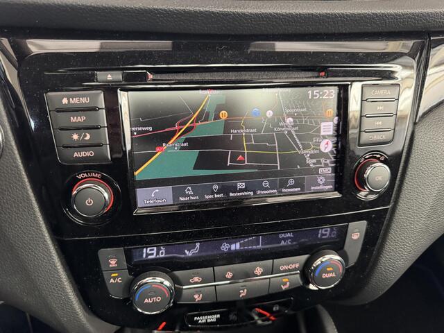 Nissan QASHQAI 1.3 DIG-T Design Edition | Dealer Onderhouden | Panoramadak | Trekhaak | All Season Banden |