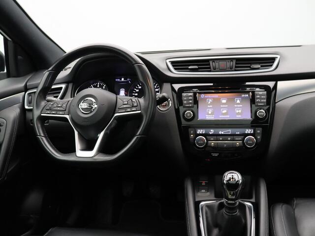 Nissan QASHQAI 1.2 Tekna + | Bose | Panoramadak | Lederen Bekleding | Stoelverwarming | Voorruitverwarming |