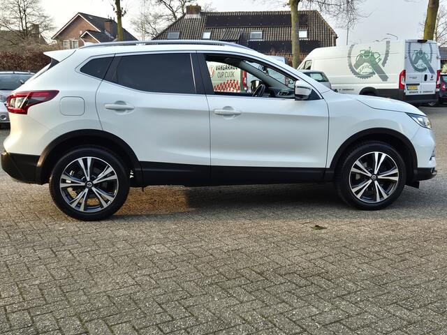 Nissan QASHQAI 1.2 N-Connecta Navigatie /Panoramadak / Cruisecontrol/ Airco/4 Seizoenenbanden