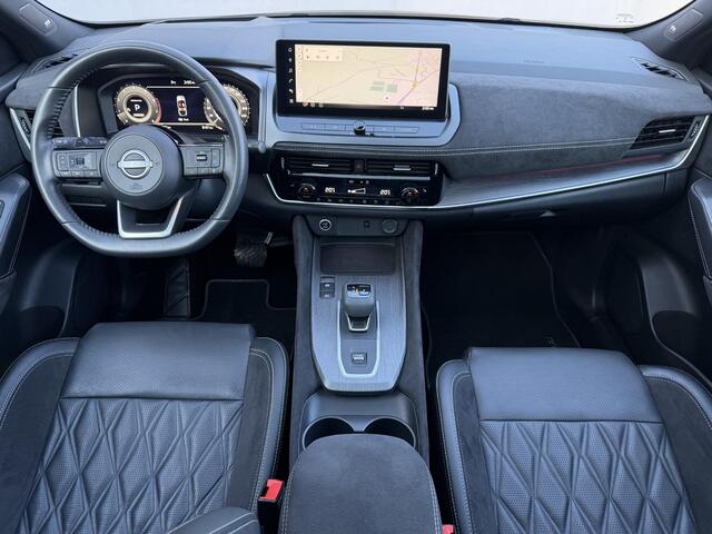 Nissan QASHQAI 1.3 MHEV Xtronic Tekna Plus Automaat / Nieuw model & Facelift / Fabrieksgarantie tot 09-2027 / Panoramadak / HUD / 360 Camera / Elektr. Stoelen met Massage / Stoel & Stuurwiel verwarming / BOSE Audio / DAB / Adaptieve Cruise / Clima / Lederen & Alcantara 