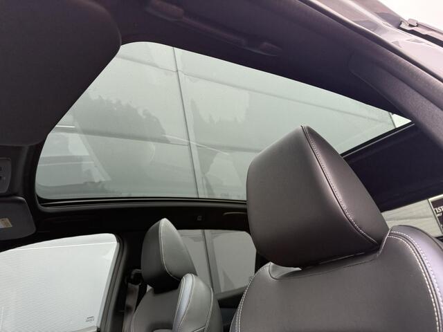 Nissan QASHQAI 1.3 MHEV Xtronic Tekna / Dealer Onderhouden / Trekhaak / 1800KG Trekgewicht / Panorama / 360º Camera / Apple Carplay / Head-Up Display /