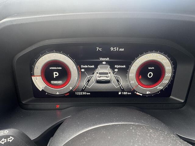 Nissan QASHQAI 1.3 MHEV Xtronic N-Connecta | Panoramadaj | Camera | Navigatie |