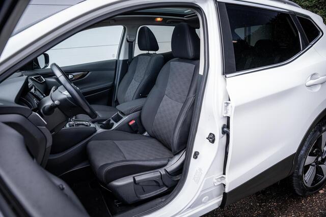 Nissan QASHQAI 1.2 AUT N-Connecta slechts 21.835km! Org.NL I 1e-eig. I Panorama I Climate I 360° I NAP