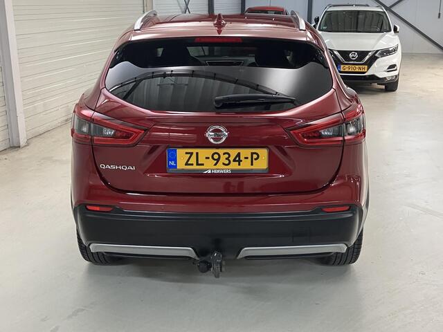 Nissan QASHQAI 1.3 DIG-T Tekna / NL auto / Trekhaak.
