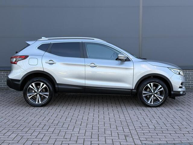 Nissan QASHQAI 1.3 DIG-T N-Connecta / Panorama / 360º Camera / Keyless / Navigatie / Apple Carplay & Android Auto / All Season / Cruise /