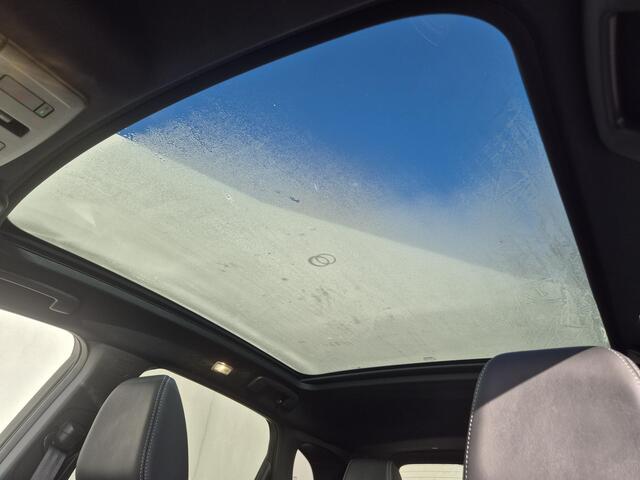 Nissan QASHQAI 1.3 MHEV Xtronic Tekna Plus Automaat / Fabrieksgarantie tot 01-2028<100.000 / Facelift / All season banden / Trekgewicht 1800 kg / Head-up display / Panoramadak / Stuur- Stoel & voorruitverwarming / Bose Audio Systeem / Elektrische achterklep / Voorstoele