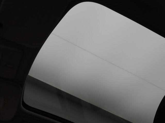 Nissan QASHQAI DIG-T N-Motion 140pk 360° Camera | Cruise | Parkeersens. v+a | Panoramadak | Trekhaak