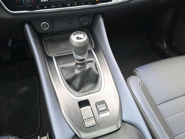 Nissan QASHQAI 1.3 MHEV Tekna | Panoramadak | Navigatie