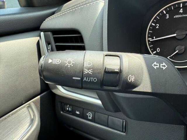 Nissan QASHQAI 1.3 MHEV Acenta *Trekhaak & Panoramadak*