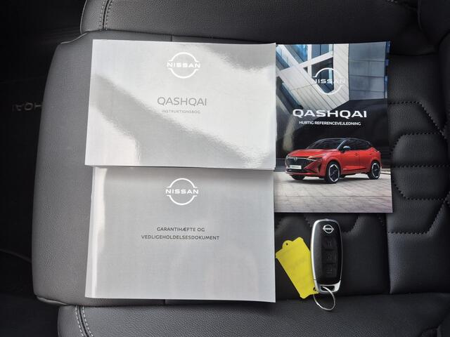Nissan QASHQAI 1.3 MHEV Xtronic Tekna Automaat / Nieuw Model / Facelift / Fabrieksgarantie tot 04-2028 / HUD / Trekgewicht 1800 kg / Cold Pack / Rondomzicht camera / Elektrische achterklep / Apple Carplay Android Auto / Stuur-, Stoel en Voorruit verwarming /