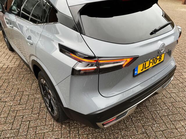 Nissan QASHQAI 1.3 MHEV Xtronic N-Connecta Winterpakket / All Seasons / HUD