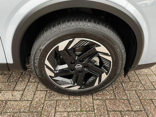 Nissan QASHQAI 1.3 MHEV Xtronic N-Connecta Winterpakket / All Seasons / HUD