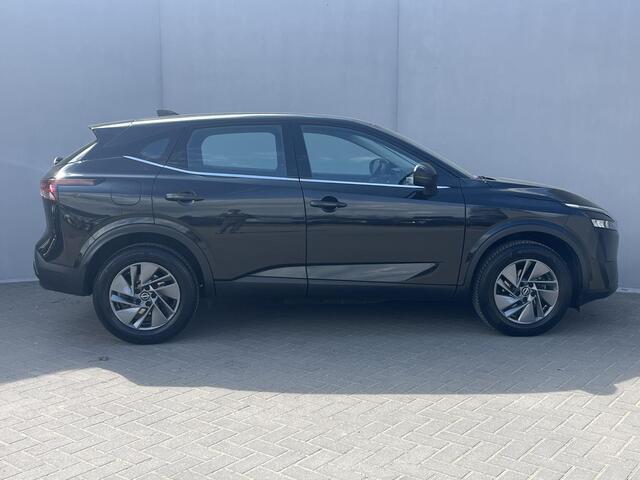 Nissan QASHQAI 1.3 MHEV Acenta / Trekhaak (1400 KG) / 17" Lichtmetalen Velgen / Apple Carplay & Android Auto / Stoelverwarming / Navigatie / 100% dealer onderhouden
