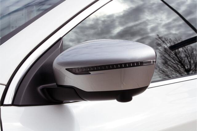 Nissan QASHQAI 1.3 DIG-T Tekna + | Bose | Leder | 360 Camera | 19" Velgen