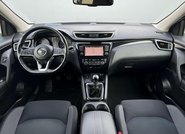 Nissan QASHQAI 1.3 DIG-T N-Connecta 360 CAMERA - TREKHAAK - NAVI - STOELVERWARMING