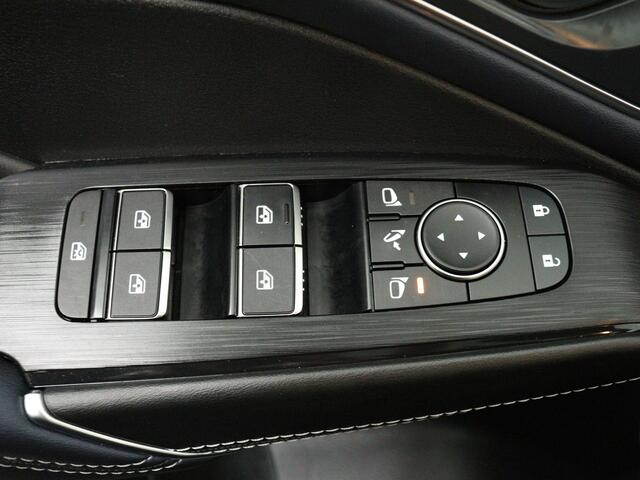 Nissan QASHQAI 1.5 e-Power Tekna Plus | Trekhaak afneembaar | Panoramadak | BOSE | Head-UP | 360 Camera | Stoelgeheugen WORDT VERWACHT Locatie Mazda RIJEN Adres: Parallelweg 49, 5121 LD Rijen