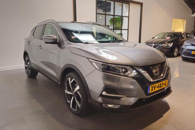Nissan QASHQAI 1.2 Tekna + - Stoelverwarming - Panoramadak - Bose Audio - 360 camera - Dodehoek detectie - 19'