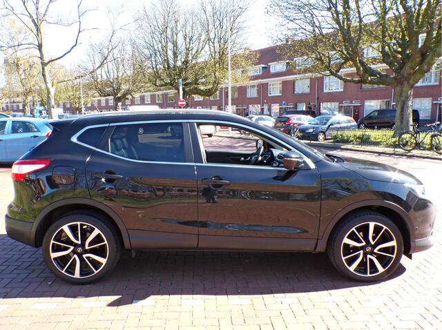 Nissan QASHQAI 1.2 Tekna AUTOMAAT NAVI CAMERA PANORAMADAK TEL ETC