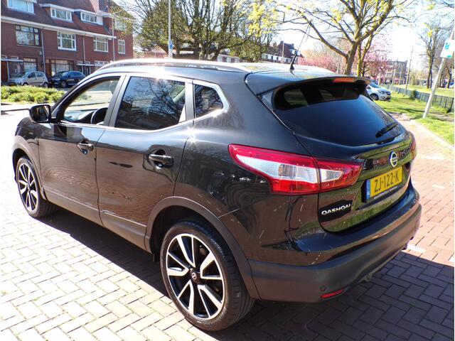 Nissan QASHQAI 1.2 Tekna AUTOMAAT NAVI CAMERA PANORAMADAK TEL ETC