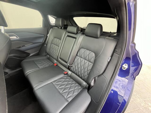 Nissan QASHQAI 1.3 MHEV Xtronic Tekna Plus / Head-Up display / Panoramadak / Trekgewicht 1800 kg / Elektrische achterklep / Stoel met massage functie / Rondomzicht camera / Stuur-, Stoel en Voorruit verwarming / Bose Audio Systeem /