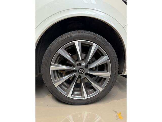 Nissan QASHQAI 1.3 DIG-T Tekna + Panorama Leer 6versnelling Navigatie El stoelen +Memorie